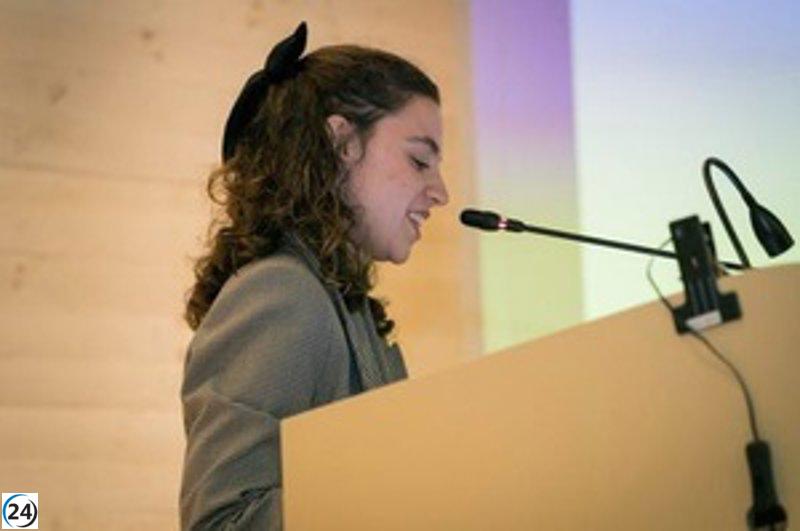 Sofía López Núñez reemplaza a Hernán Álvarez como delegada del Consejo de Estudiantes de la UEx