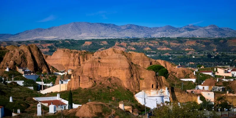 Las casas cueva de Guadalupe: un alojamiento rural diferente y lleno de historia
